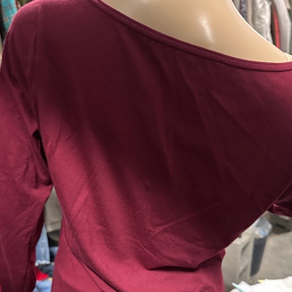 White House Black Market Burgundy Long Sleeve Top with Lace bottom decoration - Picture 4 of 8